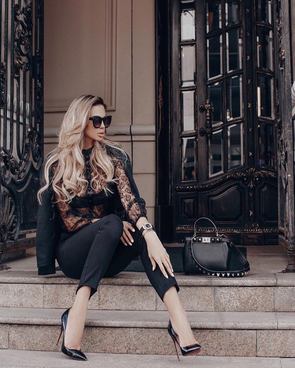 Total black look 2026 в разных стилях: лучшие образы в черном цвете