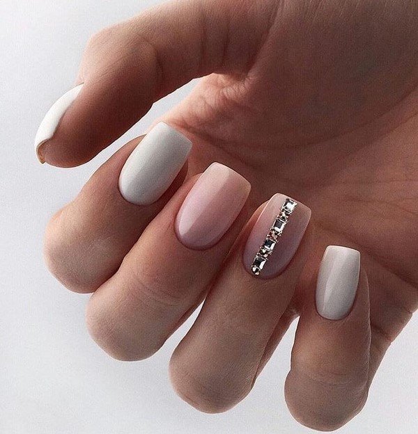 «50 оттенков бежевого…» — новые тренды бежевого маникюра 2026 на любой вкус