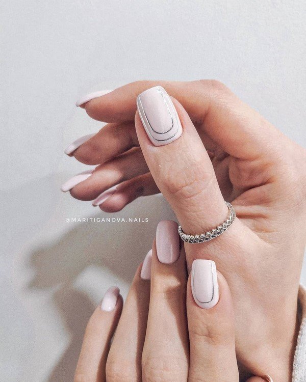 «50 оттенков бежевого…» — новые тренды бежевого маникюра 2026 на любой вкус