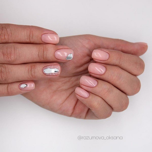 «50 оттенков бежевого…» — новые тренды бежевого маникюра 2026 на любой вкус