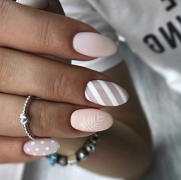 «50 оттенков бежевого…» — новые тренды бежевого маникюра 2026 на любой вкус