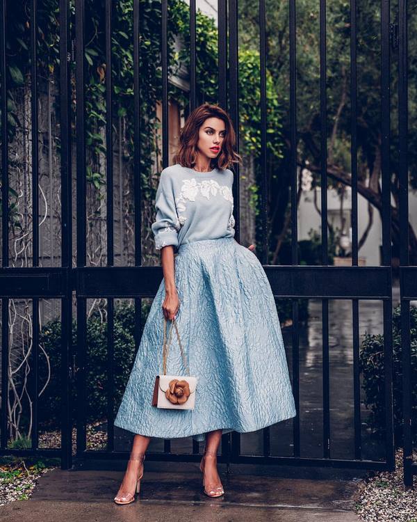 Прелестные образы с юбками 2026: новые модели и последние тренды юбок