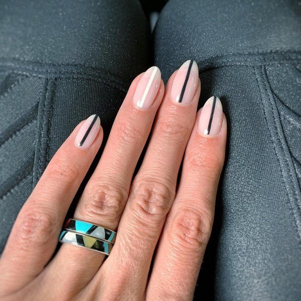 Дизайн ногтей 2026: свежие образы, техники и новинки