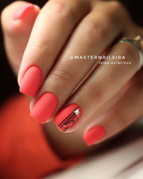 Дизайн ногтей 2026: свежие образы, техники и новинки