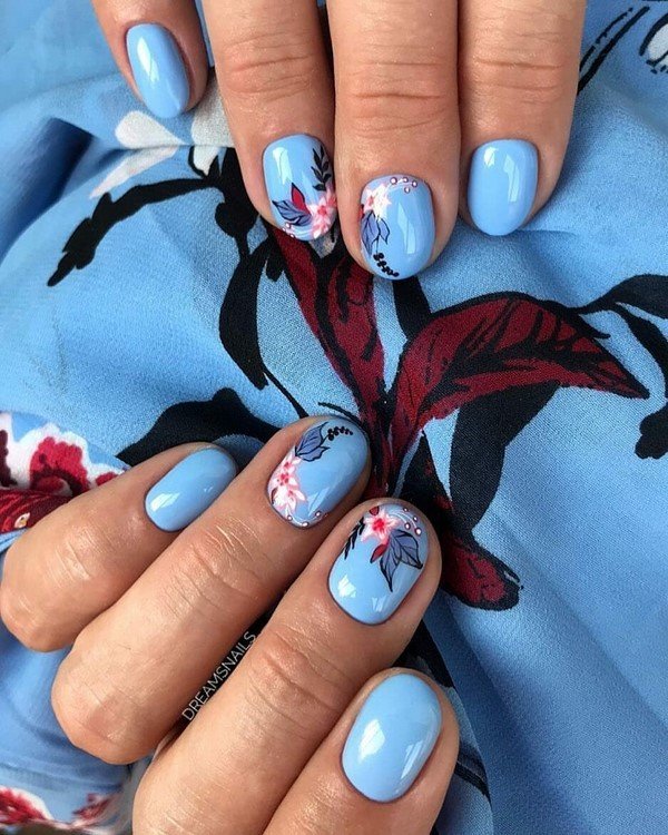 Красивый маникюр на короткие ногти 2026: фото идеи