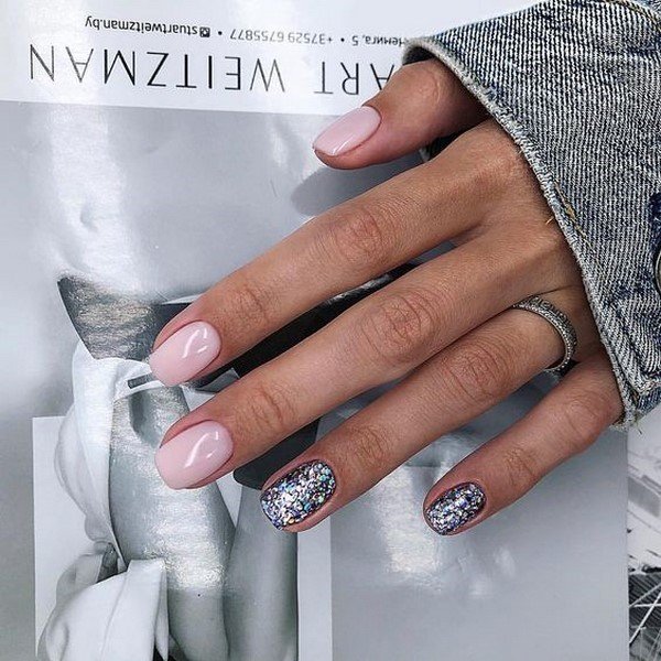 Красивый маникюр на короткие ногти 2026: фото идеи