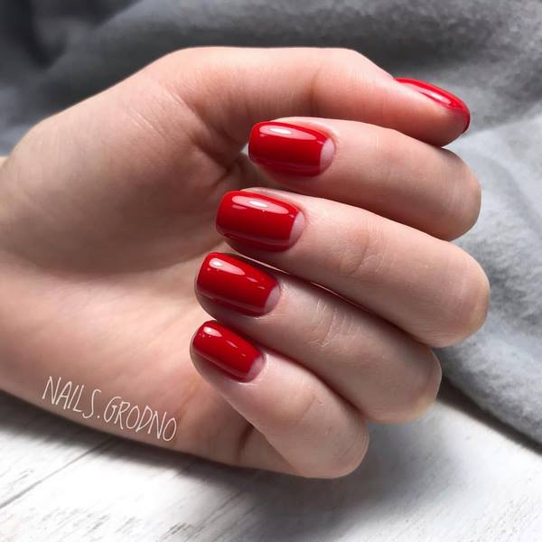 Пленительный лунный маникюр 2026: маникюр с лунками