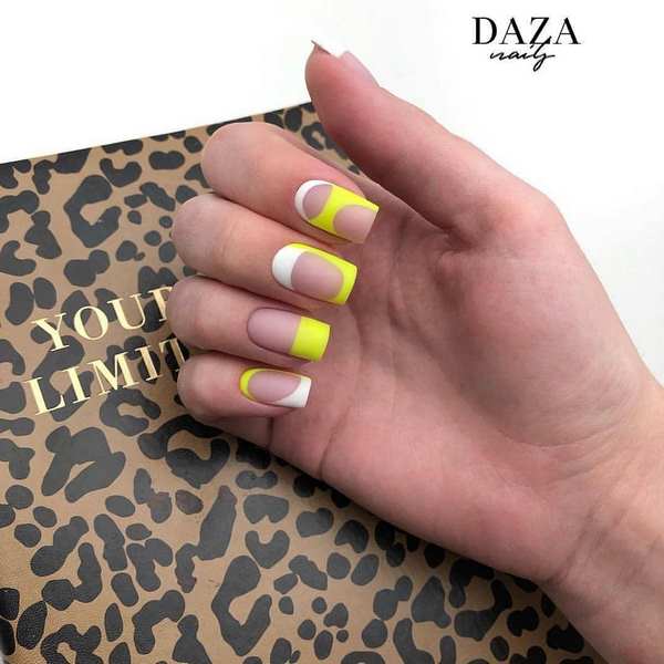 Пленительный лунный маникюр 2026: маникюр с лунками