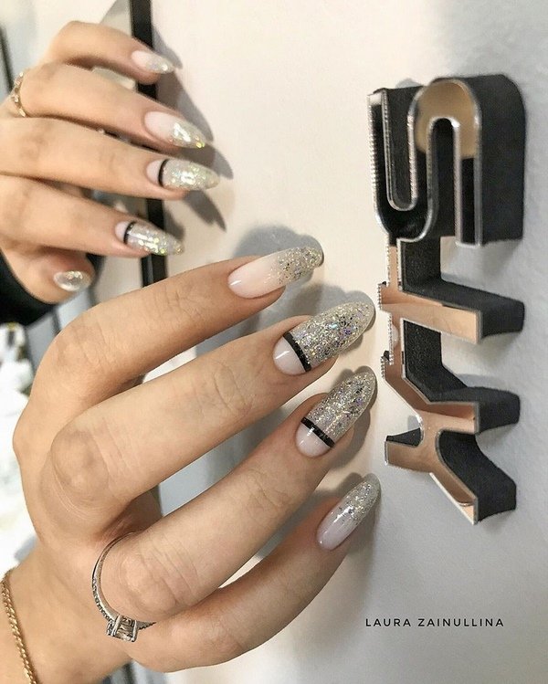 Пленительный лунный маникюр 2026: маникюр с лунками