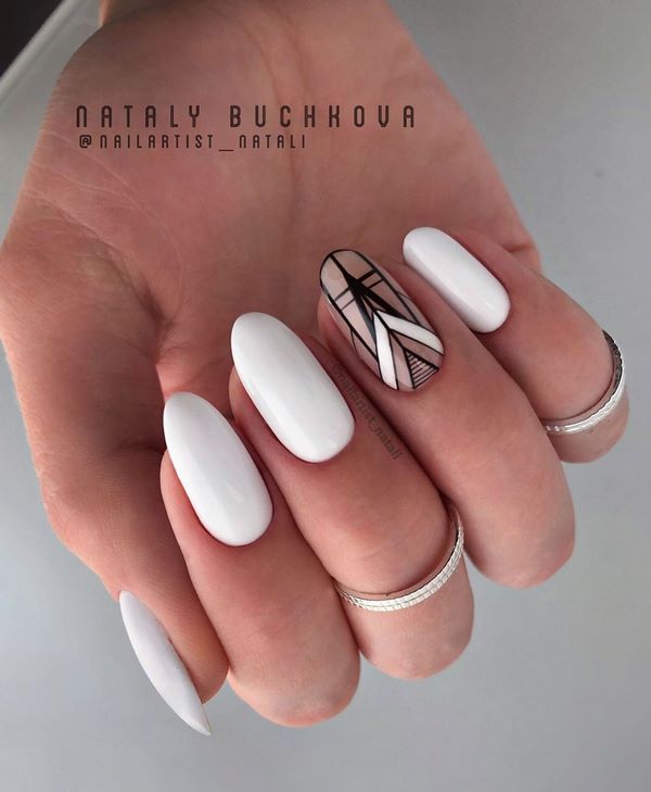 Пленительный лунный маникюр 2026: маникюр с лунками