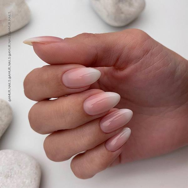 Модные идеи нейтрального маникюра 2026: последние новинки и топовые образы