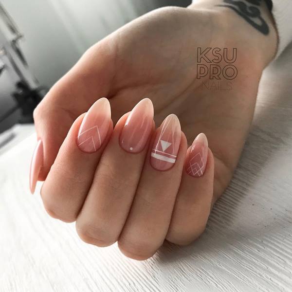 Модные идеи нейтрального маникюра 2026: последние новинки и топовые образы