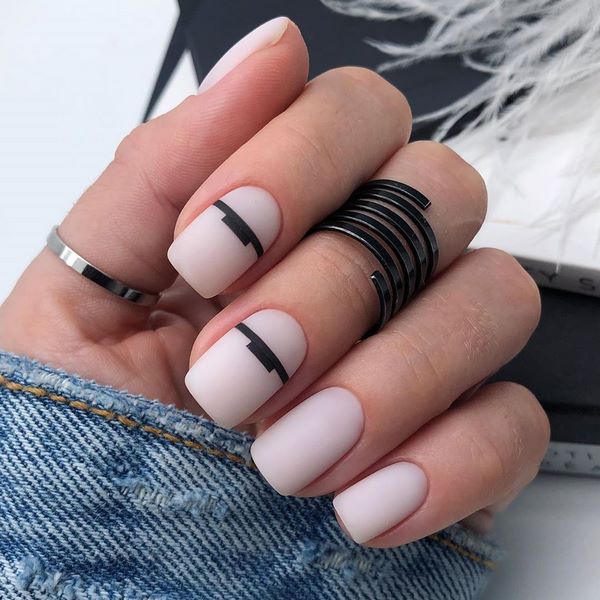 Модные идеи нейтрального маникюра 2026: последние новинки и топовые образы