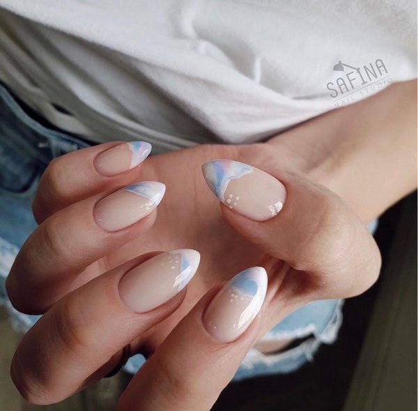 Модные идеи нейтрального маникюра 2026: последние новинки и топовые образы