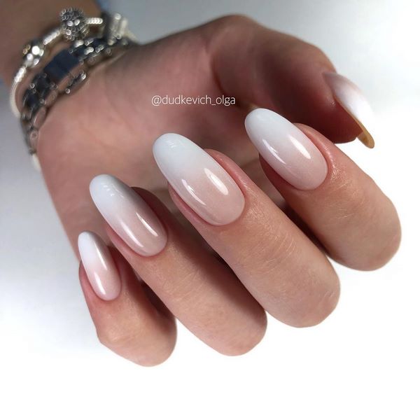 Модные идеи нейтрального маникюра 2026: последние новинки и топовые образы