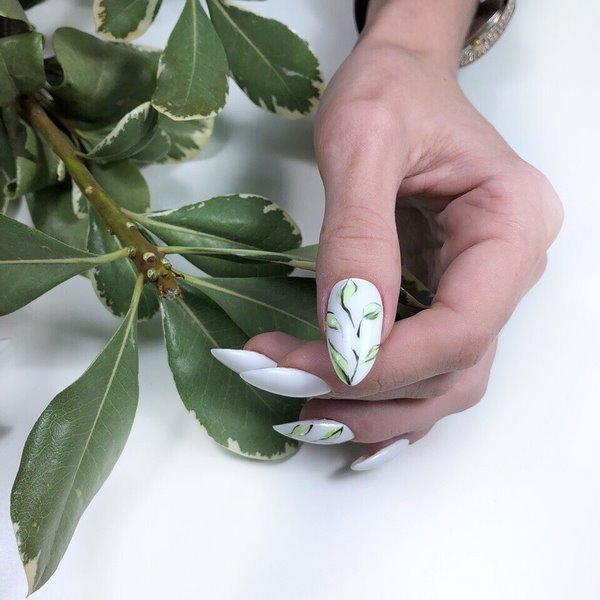 Модные идеи нейтрального маникюра 2026: последние новинки и топовые образы