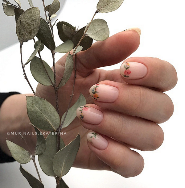 Новинки французского маникюра 2026 – идеи френча на фото