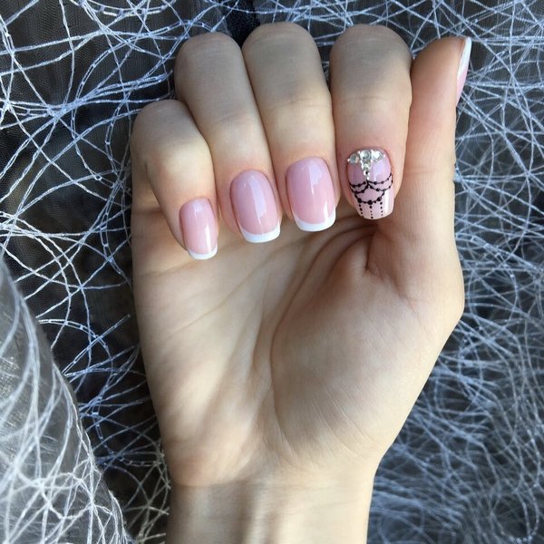 Новинки французского маникюра 2026 – идеи френча на фото