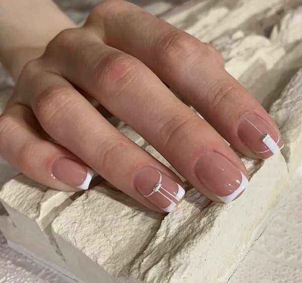 Новинки французского маникюра 2026 – идеи френча на фото