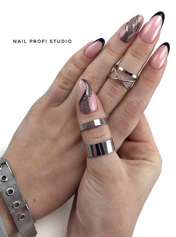 Новинки французского маникюра 2026 – идеи френча на фото