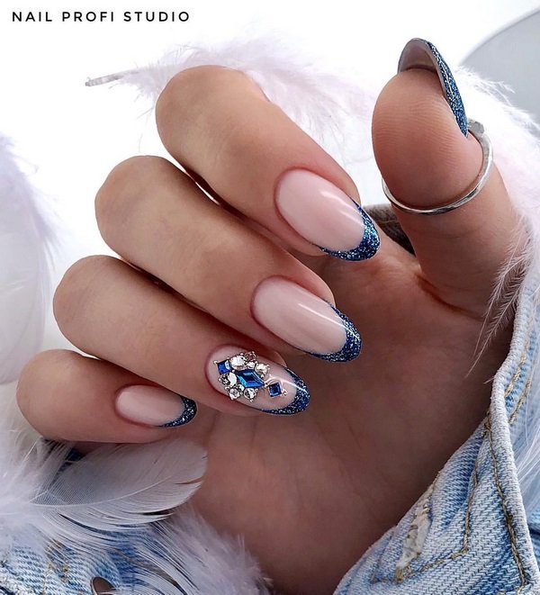 Новинки французского маникюра 2026 – идеи френча на фото