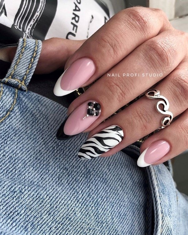 Новинки французского маникюра 2026 – идеи френча на фото