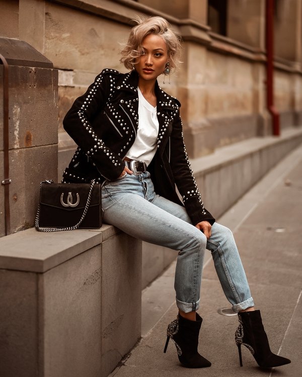 Тренды на женские кожаные куртки 2026: фото-новинки