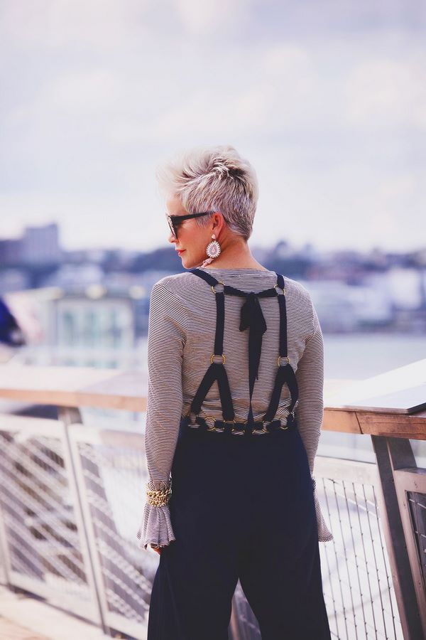 Элегантные стрижки 2026 для женщин 40, 50 и 60 лет: свежие образы с омолаживающими стрижками