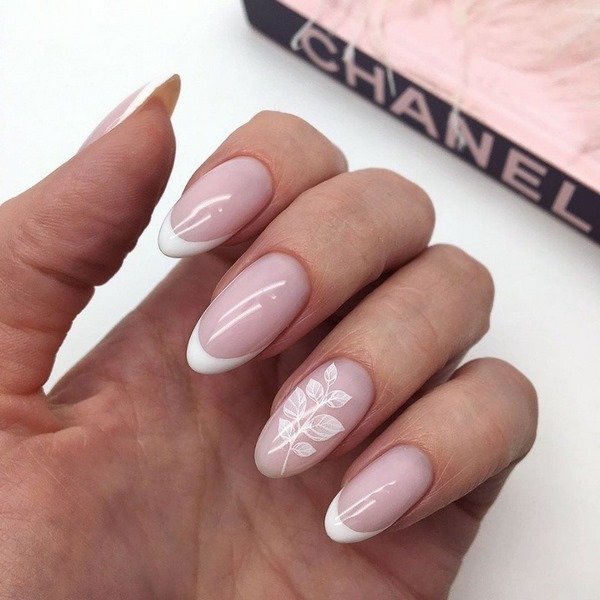 Нежный маникюр 2026 – идеи и новинки на фото