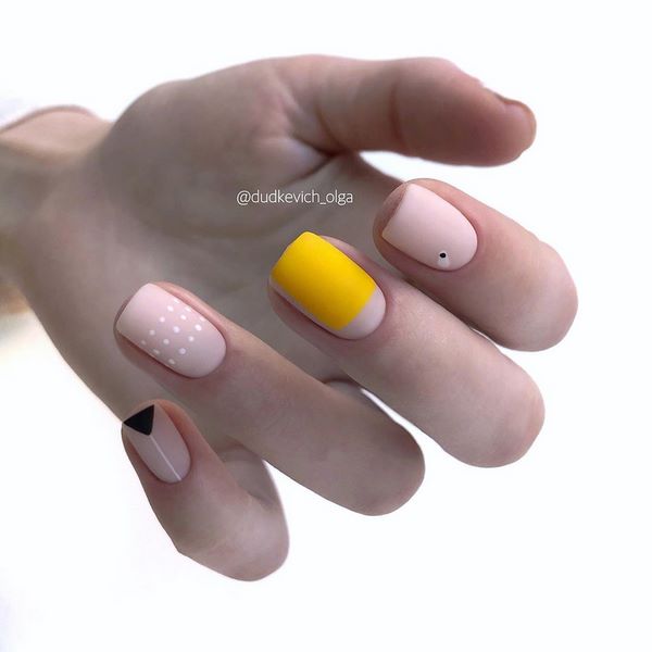 Нежный маникюр 2026 – идеи и новинки на фото