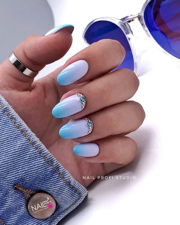 Нежный маникюр 2026 – идеи и новинки на фото