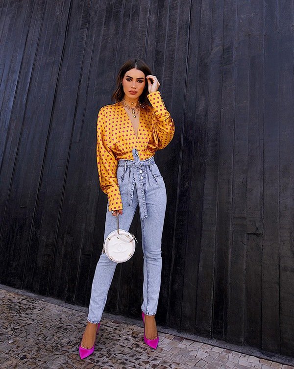 Новинки модных женских джинсов 2026: лучшие модели и фасоны