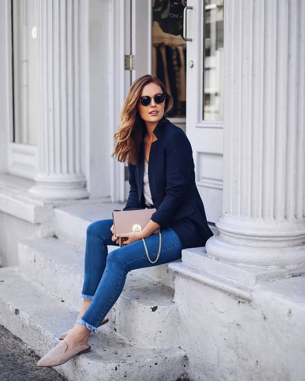 Новинки модных женских джинсов 2026: лучшие модели и фасоны