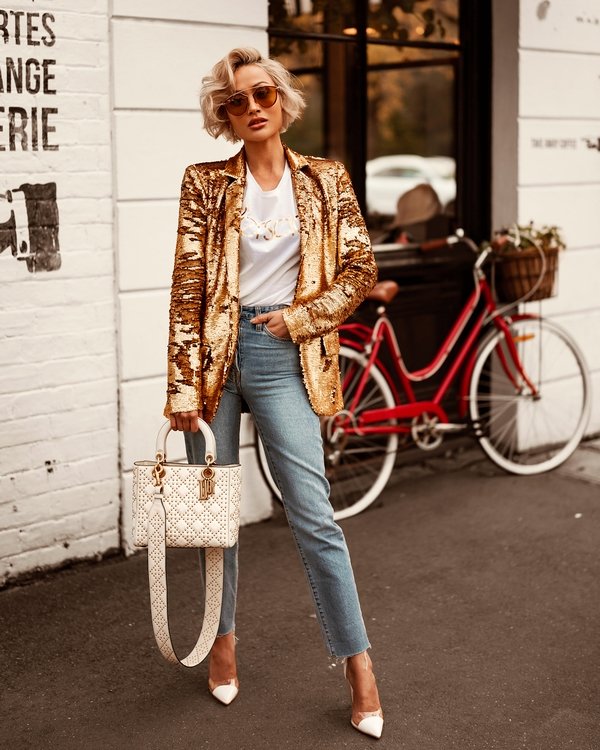 Новинки модных женских джинсов 2026: лучшие модели и фасоны