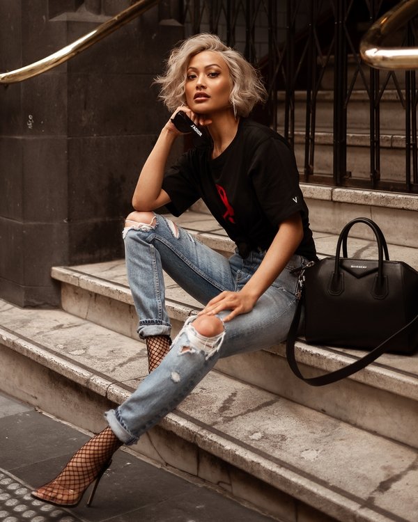 Новинки модных женских джинсов 2026: лучшие модели и фасоны