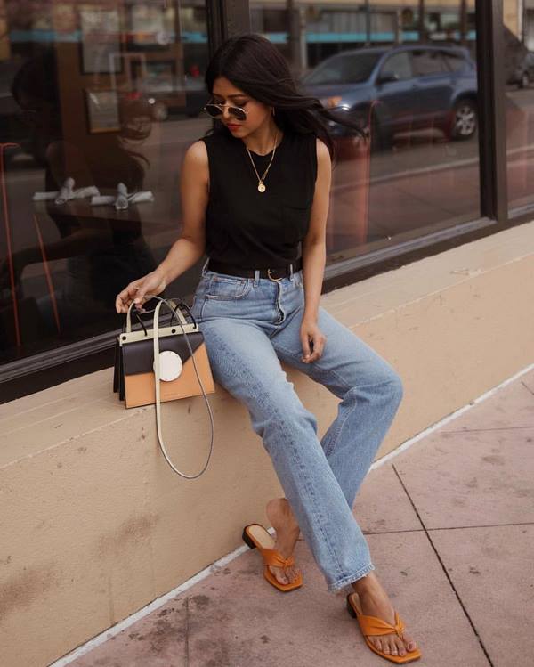 Новинки модных женских джинсов 2026: лучшие модели и фасоны