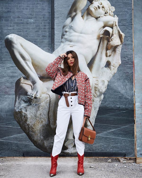 Новинки модных женских джинсов 2026: лучшие модели и фасоны