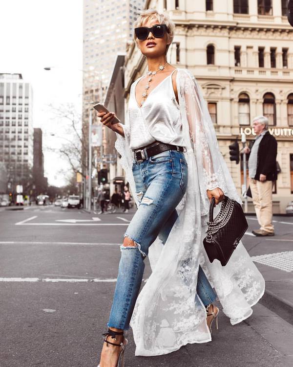 Новинки модных женских джинсов 2026: лучшие модели и фасоны