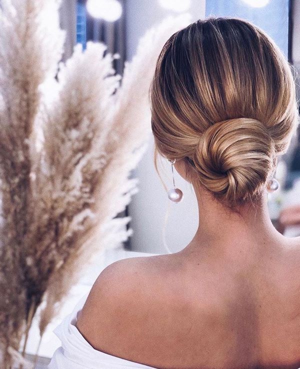 Вдохновляющие прически на вечер: последние тенденции и тренды 2026