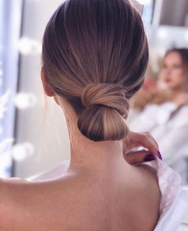 Вдохновляющие прически на вечер: последние тенденции и тренды 2026