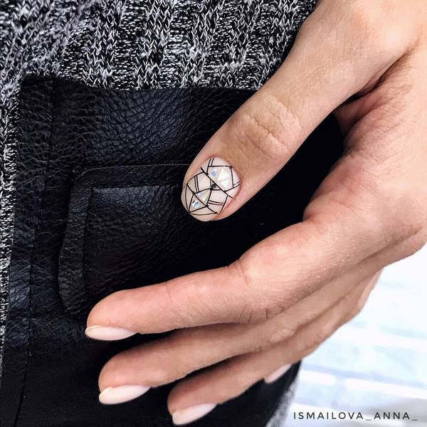 Чарующий маникюр с фольгой 2026 – модные новинки и стили