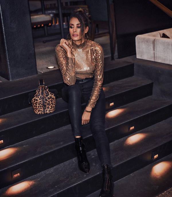 Лучшие образы с кожаными брюками 2026 – стильные фасоны