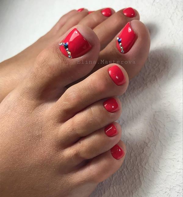 Новинки педикюра зима 2026-2027 – тренды, фото