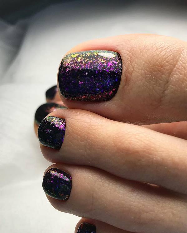 Новинки педикюра зима 2026-2027 – тренды, фото