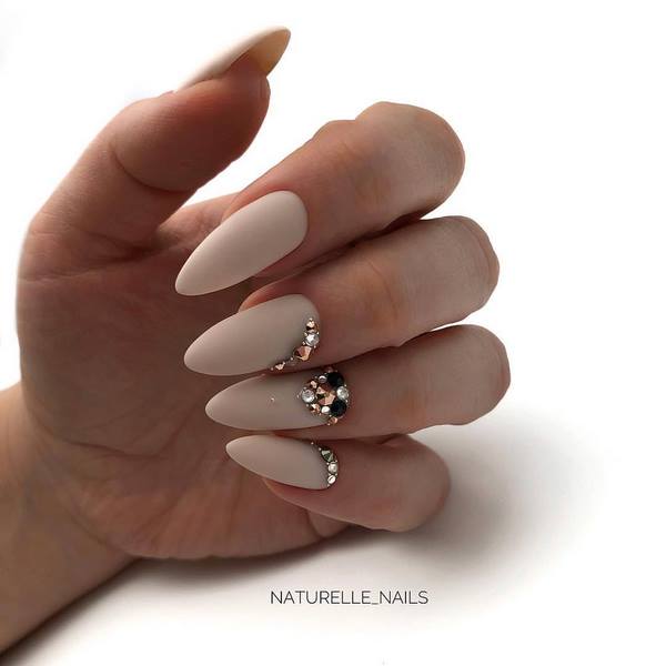 Горячие тренды в дизайне маникюра 2026 – смотрите и вдохновляйтесь!