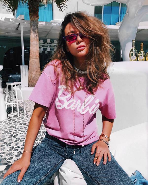 Новинки футболок, маечек и топов 2026 – лучшие стили и сеты