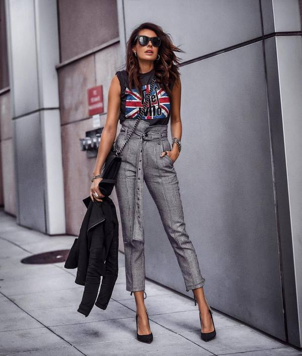 Новинки футболок, маечек и топов 2026 – лучшие стили и сеты