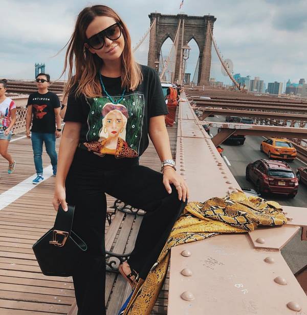 Новинки футболок, маечек и топов 2026 – лучшие стили и сеты