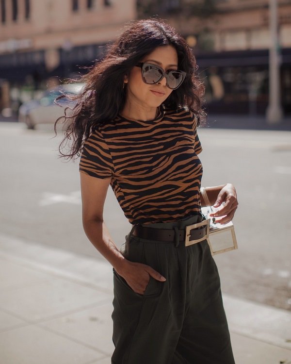 Новинки футболок, маечек и топов 2026 – лучшие стили и сеты