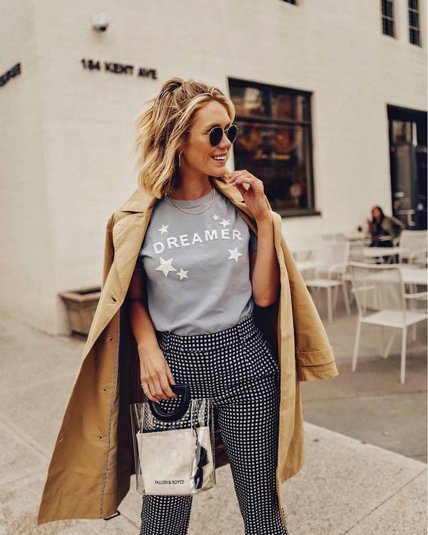 Новинки футболок, маечек и топов 2026 – лучшие стили и сеты